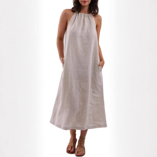 💙Stay cool and chic with the Coastal Breeze Halter Dress. Crafted from breathable linen in a flowy silhouette with pockets — it’s your ultimate summer essential.