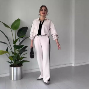 🏷️ChicEase Two-Tone Lounge Set – Comfort Meets Class
