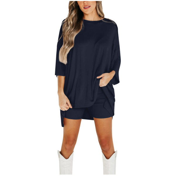🖤 Effortless Edge – Oversized T-Shirt & Biker Shorts Set - Image 7